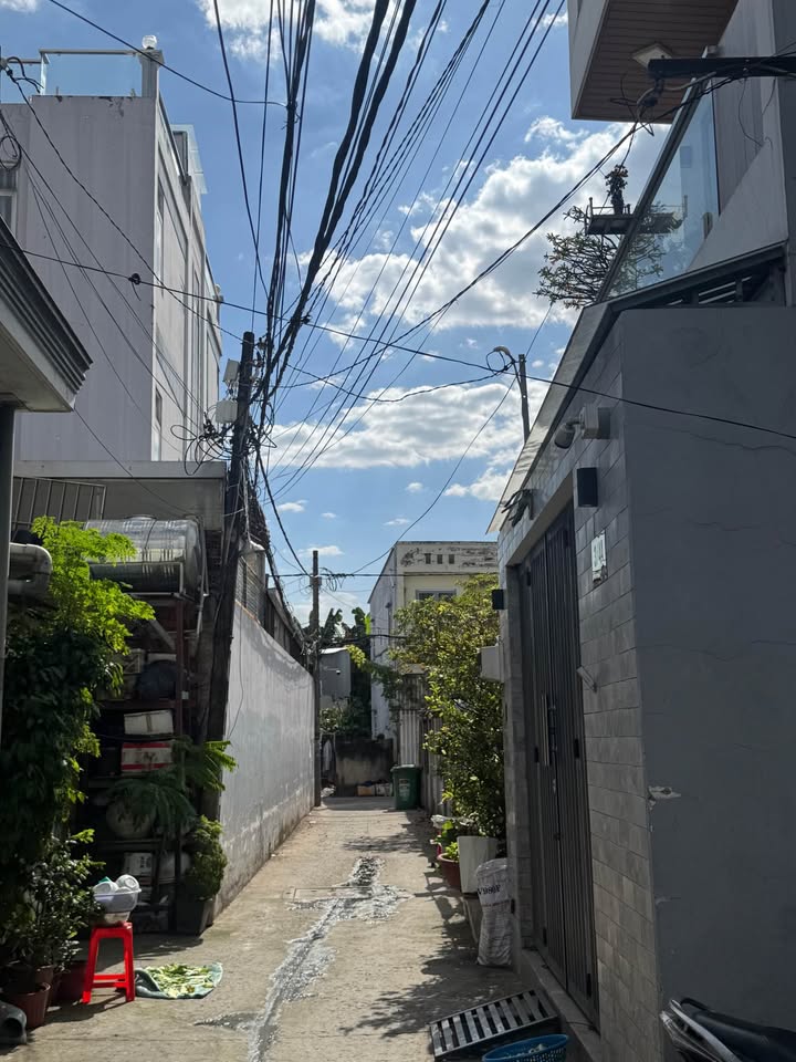 Nhà riêng Nguyễn Thị Sóc, Bà Điểm 60m² giá 3.65 tỷ - Sổ hồng riêng, giao dịch nhanh!