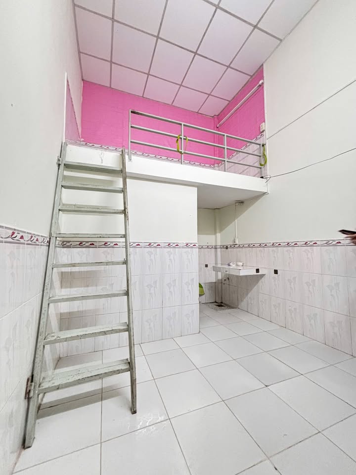 Phòng cho thuê đường Nguyễn Văn Cừ, Quận Ninh Kiều - Giá chỉ 1.3 triệu/tháng