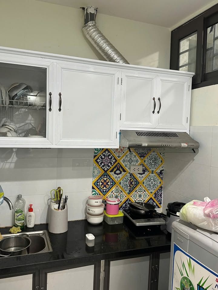 Phòng cho thuê Ngõ 120 Yên Lãng 30m² giá 5.5 triệu - Không gian rộng rãi, thoáng mát!