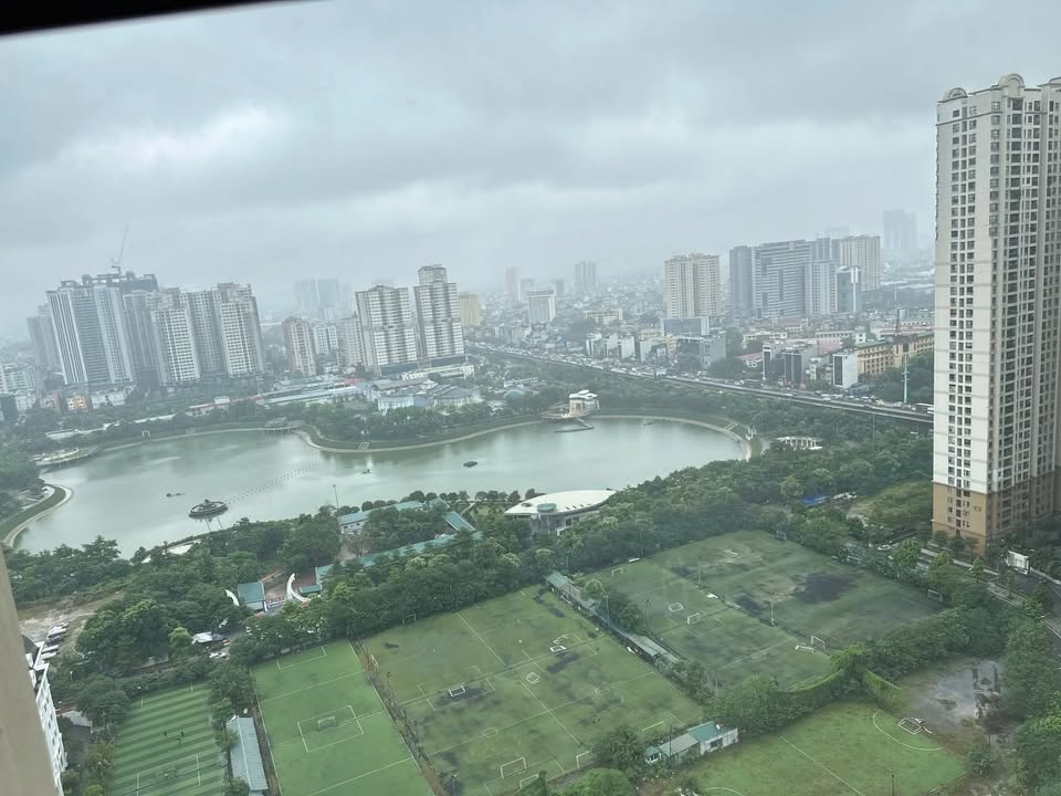 Căn hộ D'Capitale 1.5PN 45m² giá 5.05 tỷ - View hồ thoáng mát!