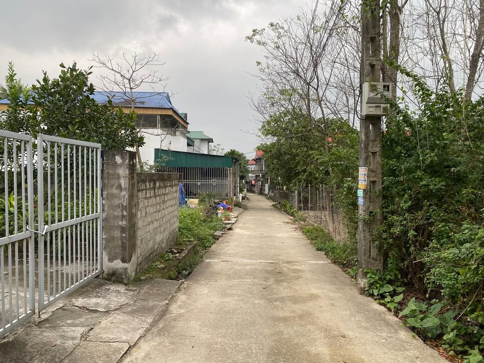 Đất nền 200m² tại khu 18 Hoàng Xá - Đường thông, tiện lợi cho đầu tư!