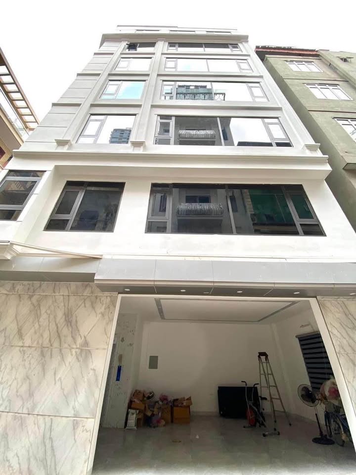 Nhà phố Lê Trọng Tấn, 66m² giá thỏa thuận - Siêu mặt tiền, 6 tầng thang máy!