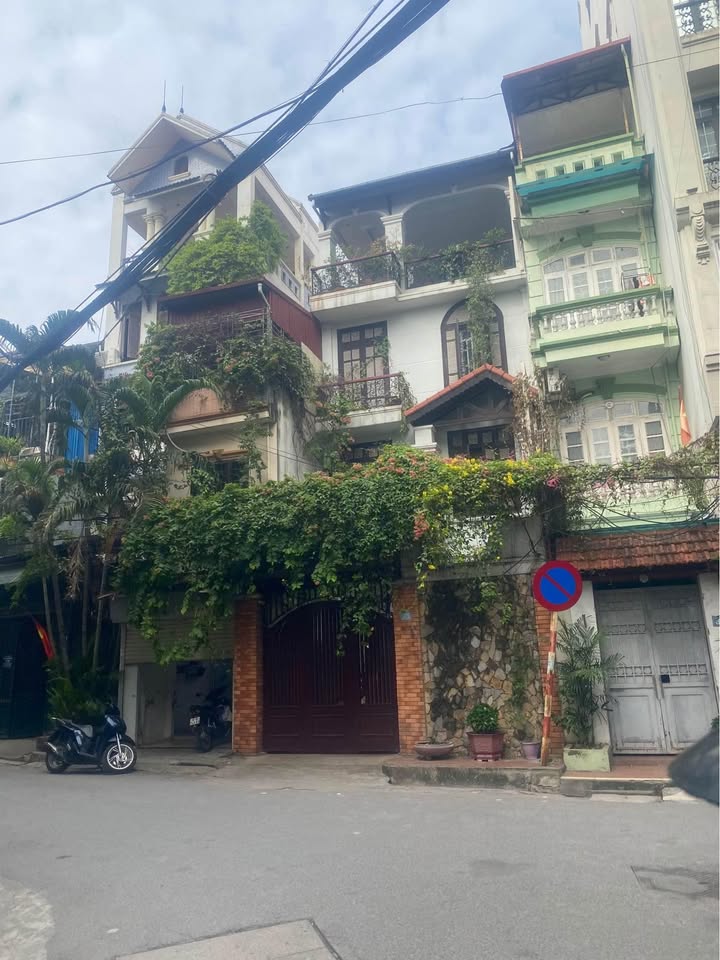 Nhà mặt ngõ ô tô tránh Thanh Xuân 41m² giá 8.8 tỷ - Kinh doanh tuyệt vời!