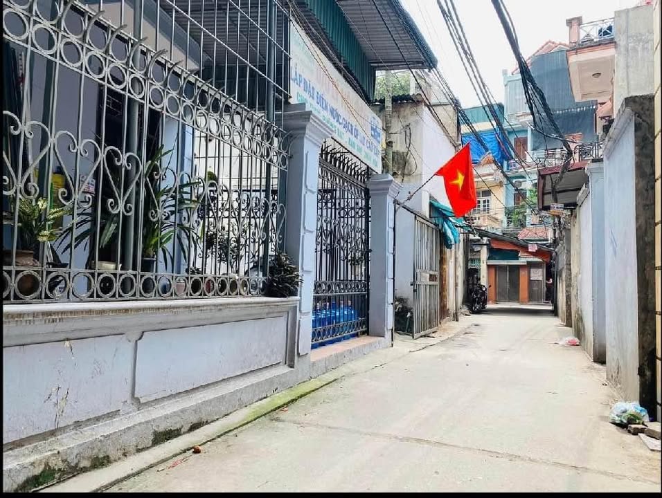 Nhà phố Định Công Hoàng Mai 50m² giá 5 tỷ - Thiết kế hiện đại, sổ đỏ chính chủ!