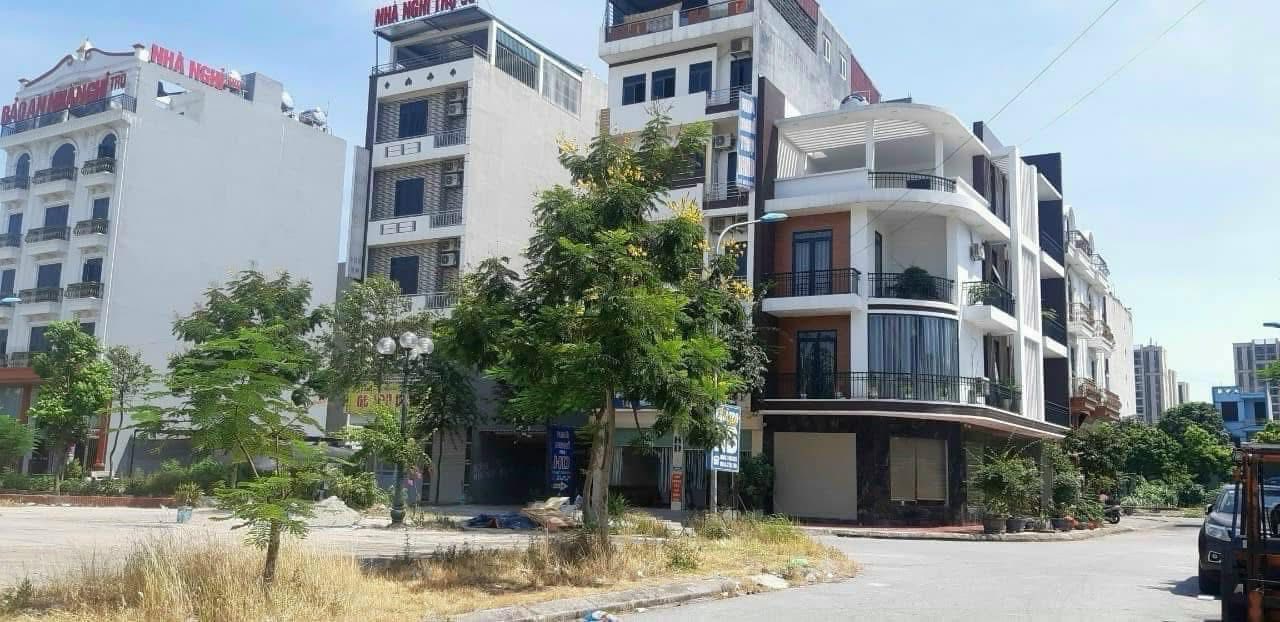 Đất nền Chu Mẫu 1 - Vân Dương 92,5m² giá 5 tỷ - View vườn hoa tuyệt đẹp!