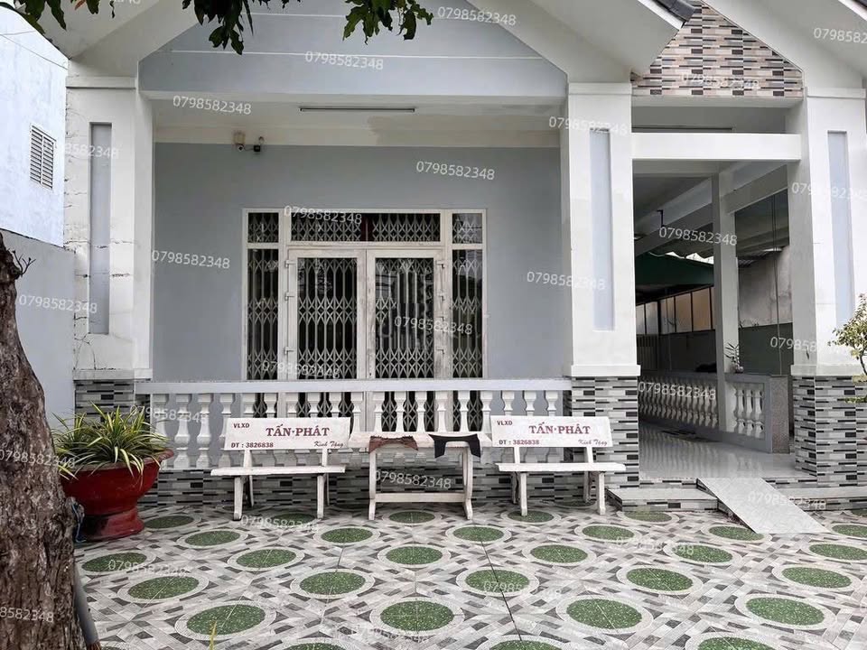 Nhà cấp 4 tại xã Tân Kiên, Bình Chánh, 140m² giá 910 triệu - Cơ hội vàng cho bạn!