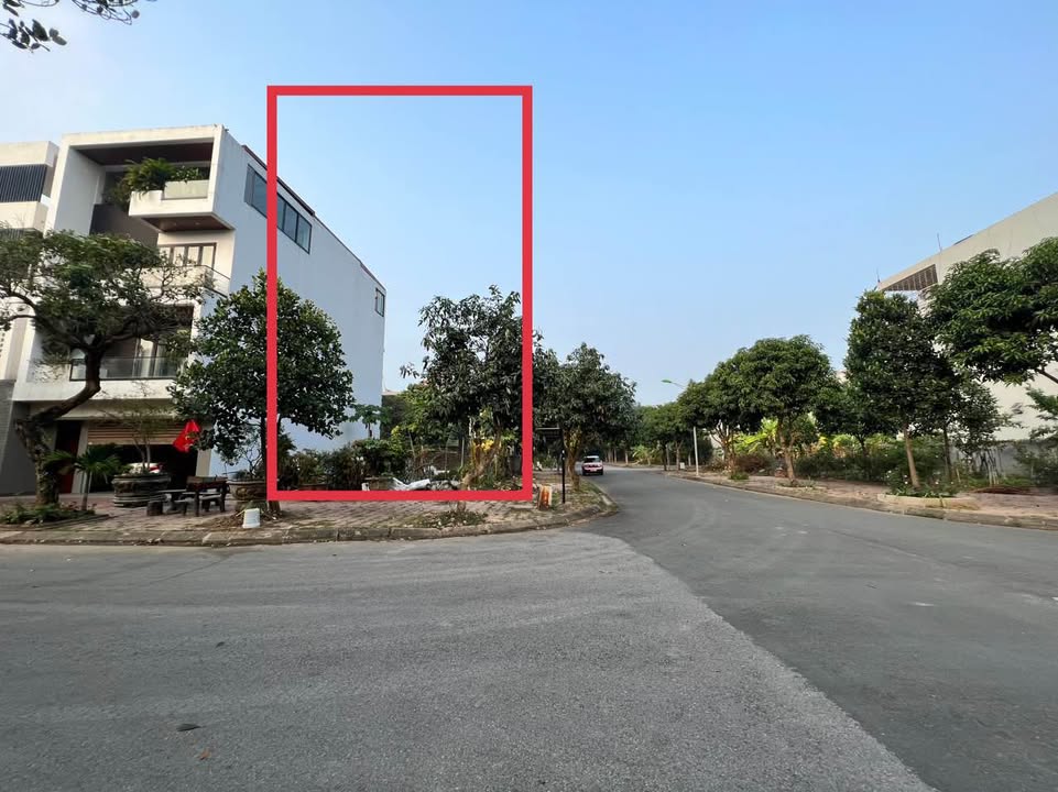 Đất nền góc Nam Đầm Vạc Vĩnh Yên 134m² giá 5 tỷ - Cơ hội đầu tư hiếm có!