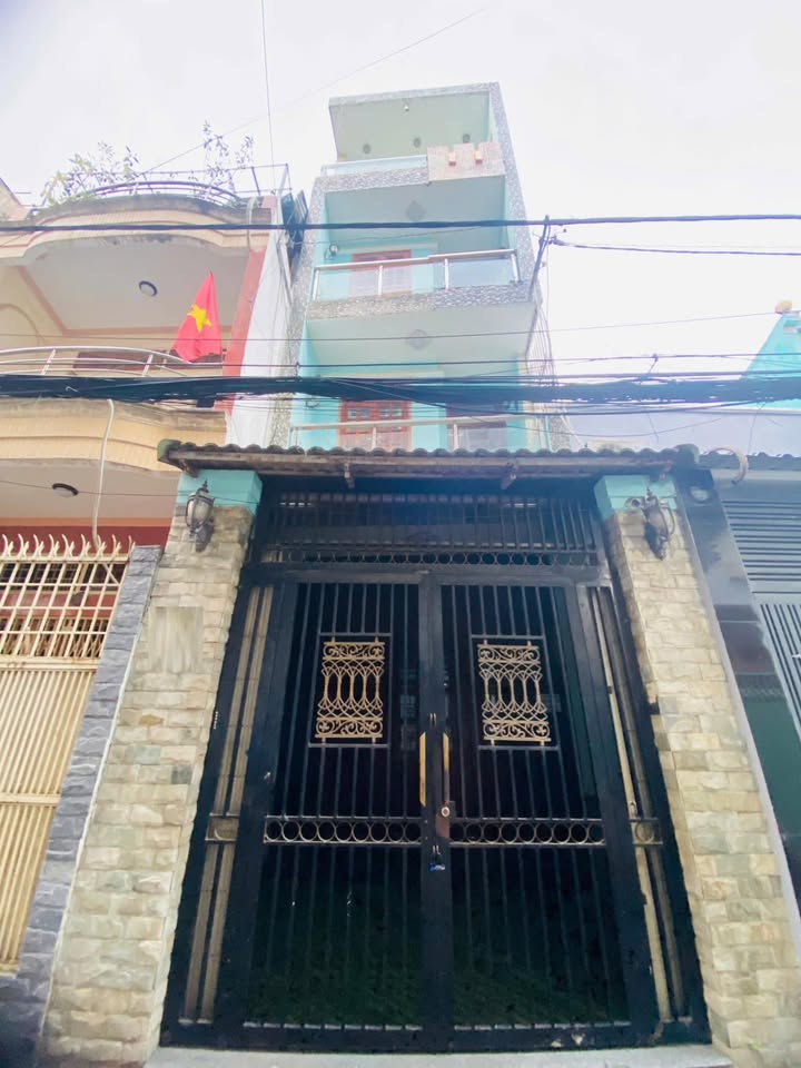 Nhà riêng hẻm 5m, Phường 5, Quận 5, 62m² - Sổ hồng đẹp, giao nhà ngay!