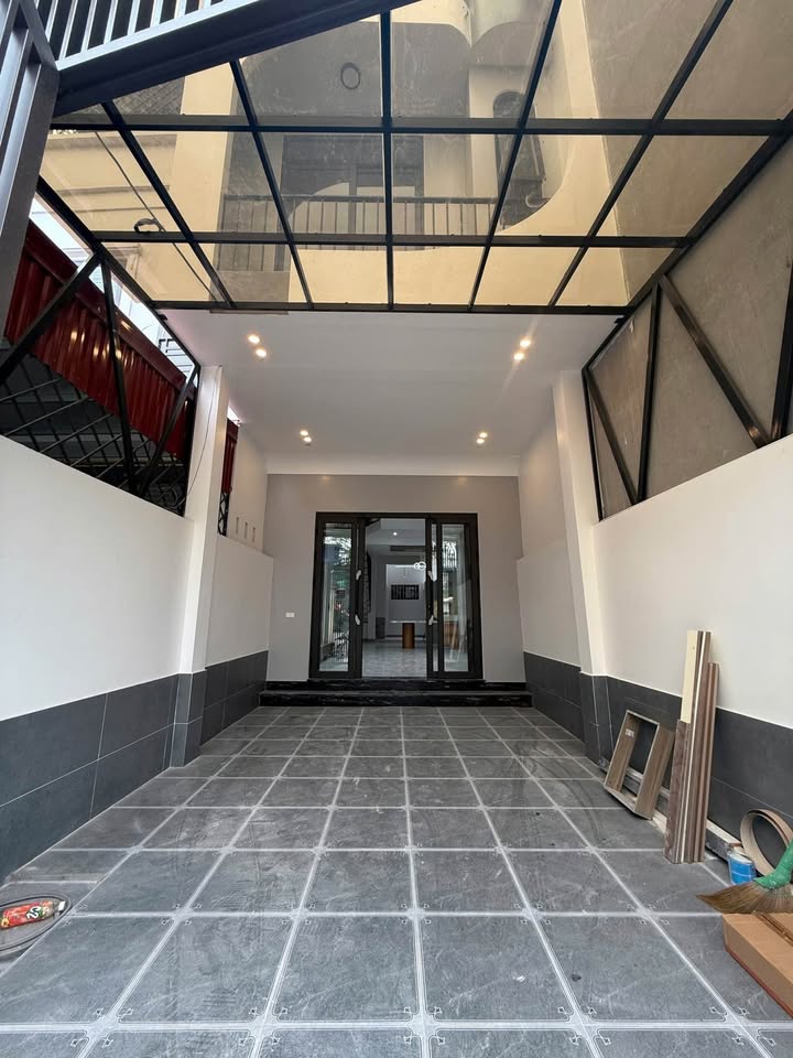 Nhà 4 tầng độc lập tại Vĩnh Khê, 77.2m² giá 4 tỷ - Thiết kế hiện đại, đầy đủ nội thất!