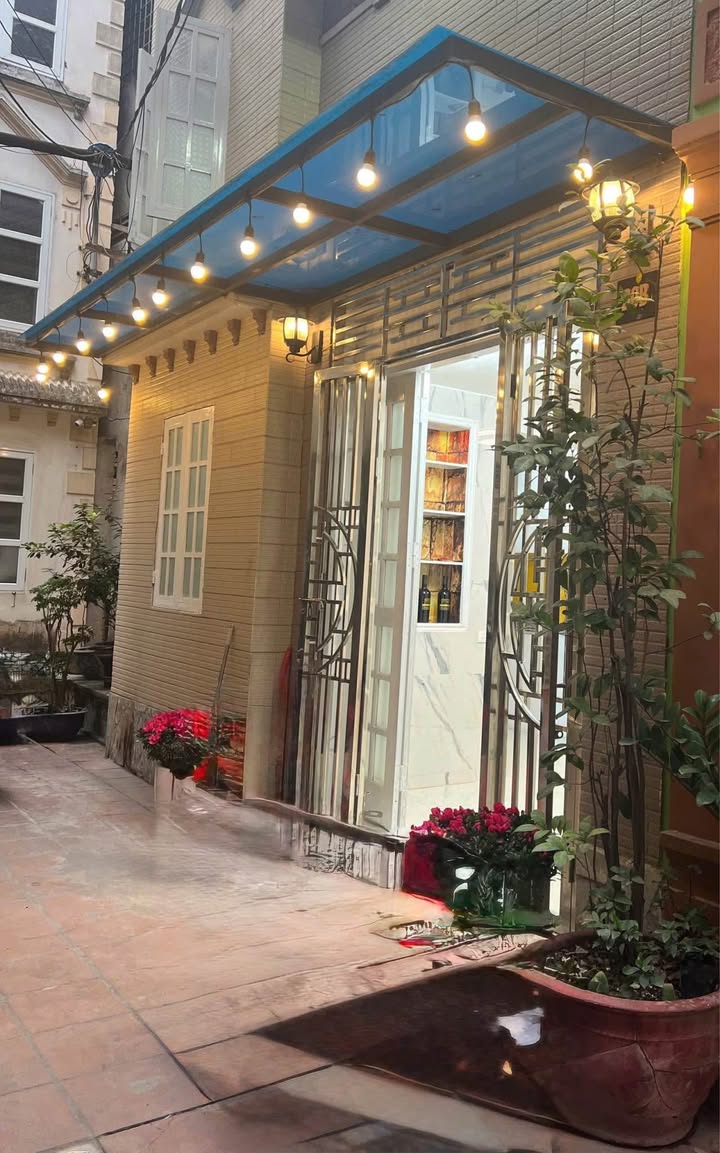 Nhà phố Chợ Hàng Cũ, Hải Phòng 25m² giá 2.35 tỷ - Thiết kế hiện đại, sẵn sàng vào ở!