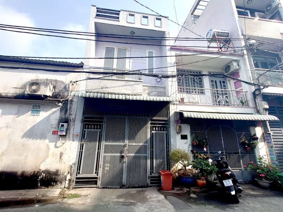 Nhà riêng 759 Hương Lộ 2, Bình Trị Đông, 48m² giá 5.5 tỷ - Vị trí đắc địa, hẻm thông thoáng!
