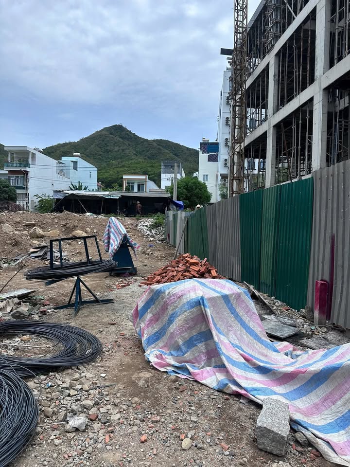 Đất Hòn Sệ - Phường Vĩnh Hòa - 70m² giá 5.8 tỷ - Gần biển tuyệt đẹp!