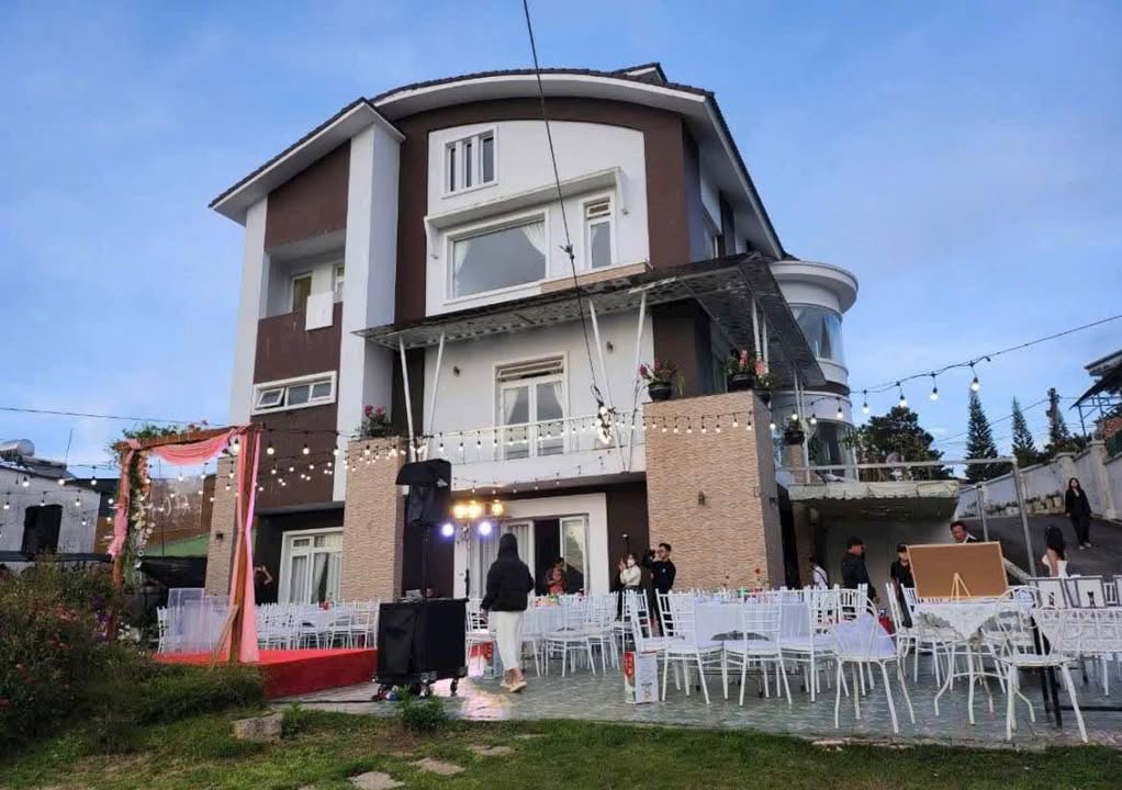 Villa 1000m² Nguyễn Công Trứ, Đà Lạt giá 45 tỷ - Cơ hội đầu tư tuyệt vời!