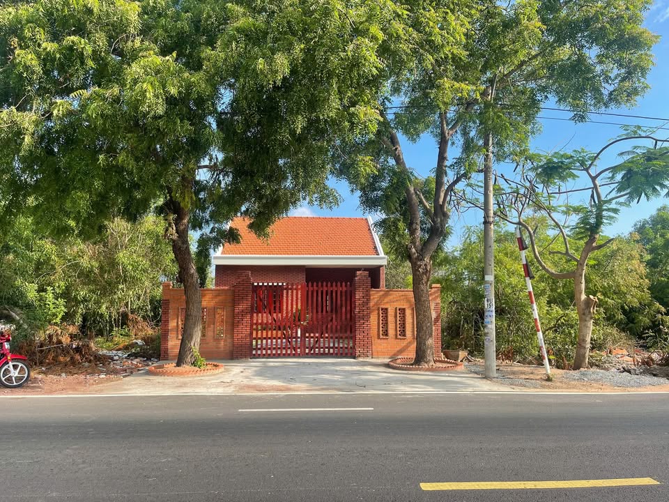 FrontHouse ven biển Bình Châu 160m² giá 4.3 tỷ - Sẵn sàng kinh doanh ngay!