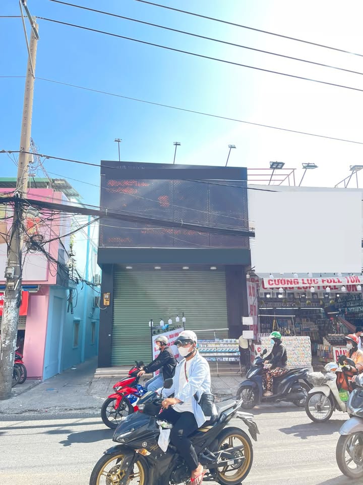 Mặt tiền cho thuê tại đường Âu Cơ, Quận Tân Bình, diện tích 110m² - Kinh doanh sầm uất!