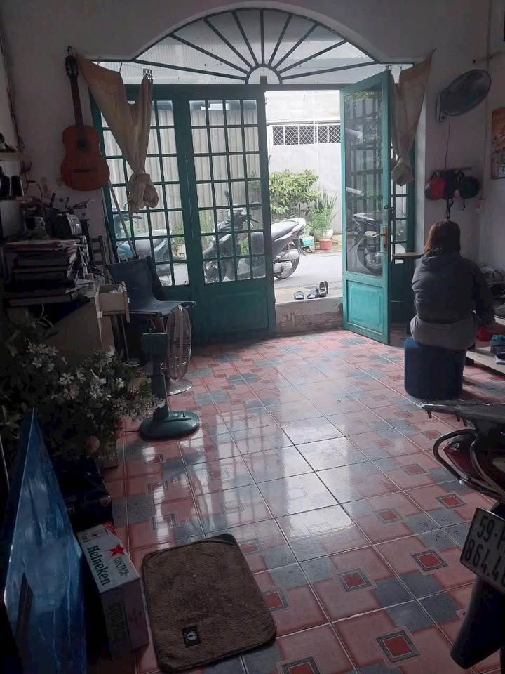 Bán nhà mặt tiền Xuân Thới Đông, Hóc Môn 67m² giá 2.97 tỷ - Kinh doanh thuận lợi!