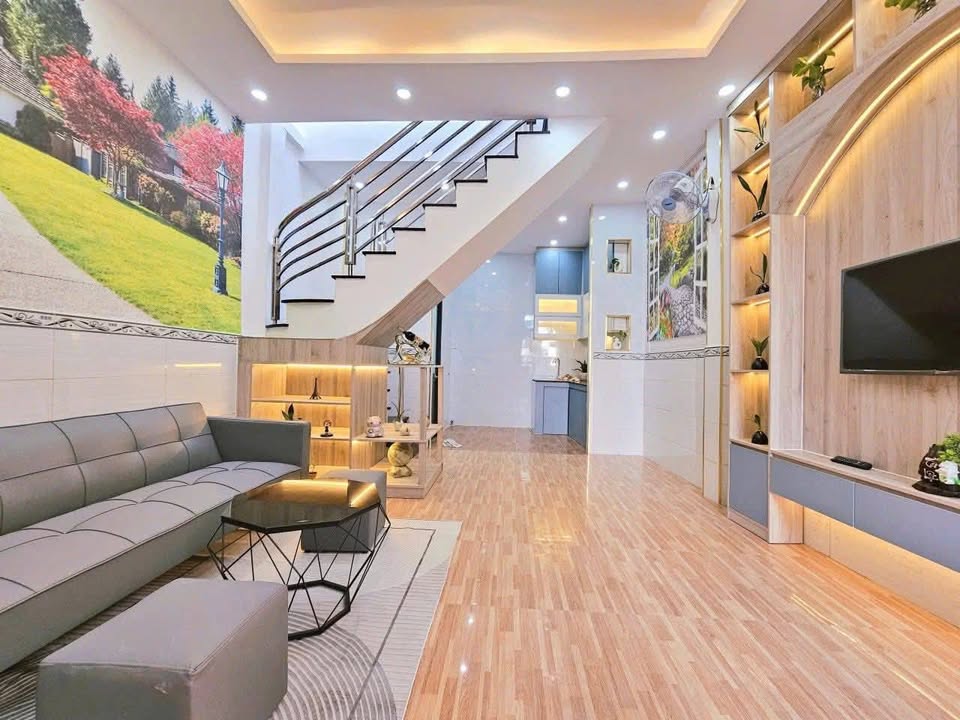 Nhà phố Gò Vấp 28m² giá 4.15 tỷ - Đầy đủ công năng, sẵn sàng ở ngay!
