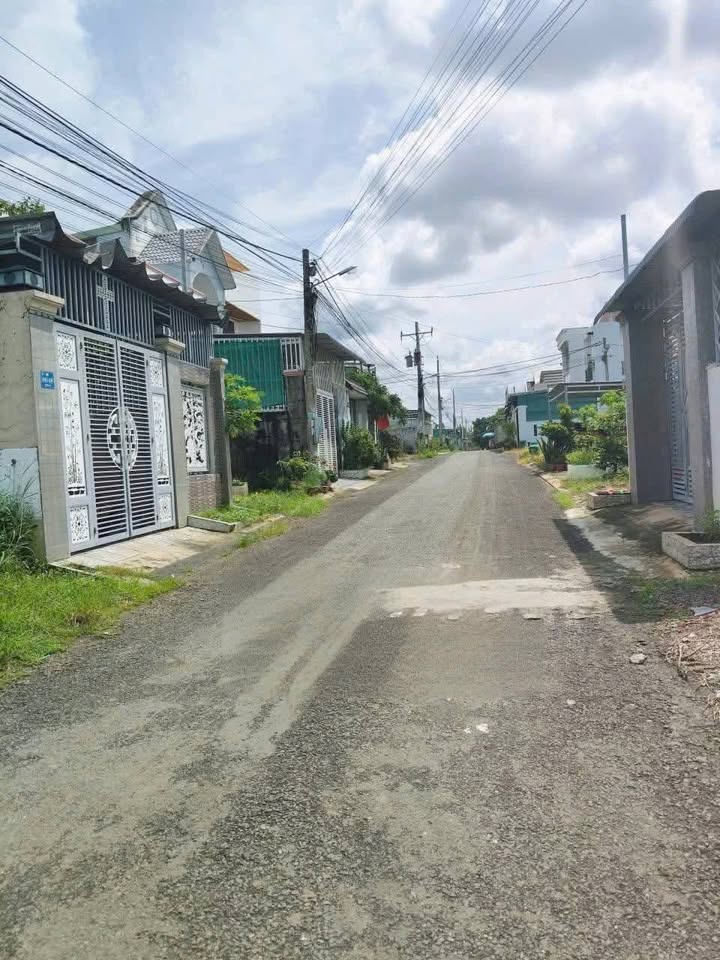 Đất nền lô góc 2 mặt tiền Tân Xuân 154m² giá chỉ 1.4 tỷ - Cơ hội đầu tư hấp dẫn!