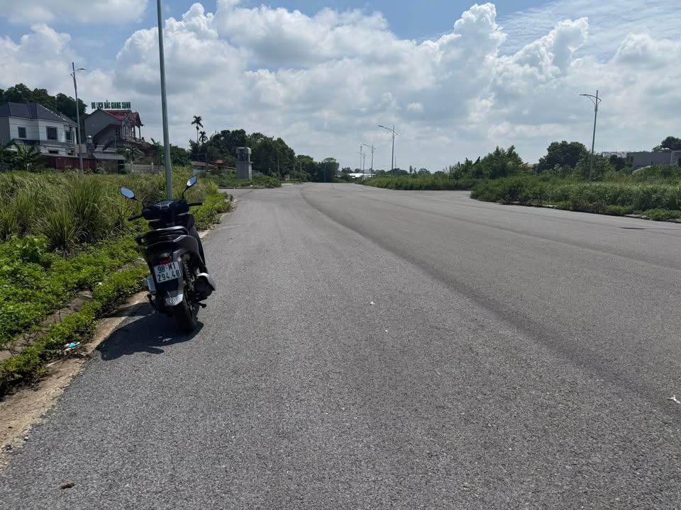 Đất nền Hương Lạc Bắc Giang 136m² giá 2 tỷ - Đầu tư sinh lời ngay!