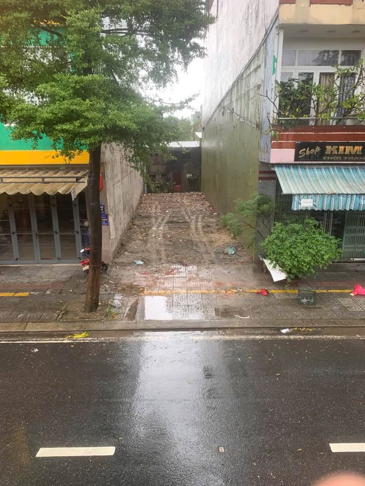 Bán đất mặt tiền Điện Biên Phủ, Đà Nẵng 100m² giá 7 tỷ - Vị trí đắc địa cho đầu tư!