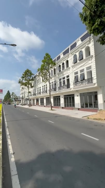 Đất nền mặt tiền đường Trần Hưng Đạo, 200m² giá 4.2 tỷ - Đầu tư sinh lời!