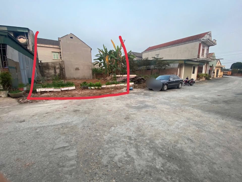 Đất thổ cư chính chủ tại Xóm Nội, Việt Trì 112.5m² giá 4 tỷ - Mặt tiền 9m, thuận tiện xây dựng!