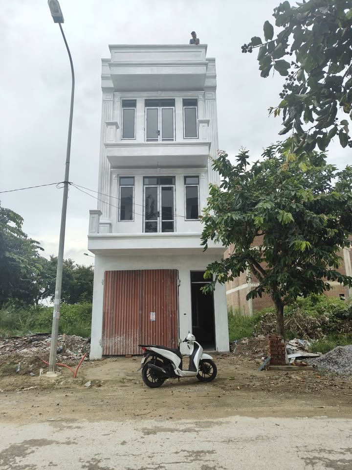 Bán nhà phố tại phường Đông Hải - 100m² giá 4.8 tỷ - Vị trí đẹp, gần tiện ích