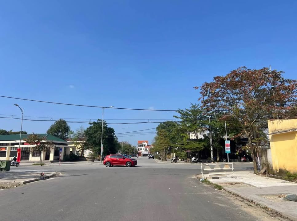 Mặt tiền đường Nguyễn Sinh Khiêm, Vỹ Dạ 145m² giá 6.5 tỷ - Cơ hội đầu tư tuyệt vời!