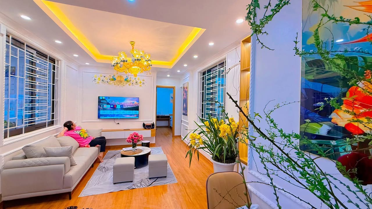 Căn hộ tập thể Nguyễn Chí Thanh 90m² giá 6 tỷ - Đầu tư sinh lời ngay!