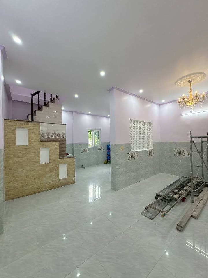 Nhà phố Nguyễn Văn Linh, Cần Thơ 42m² giá 1.73 tỷ - Sổ hồng thổ cư 100%