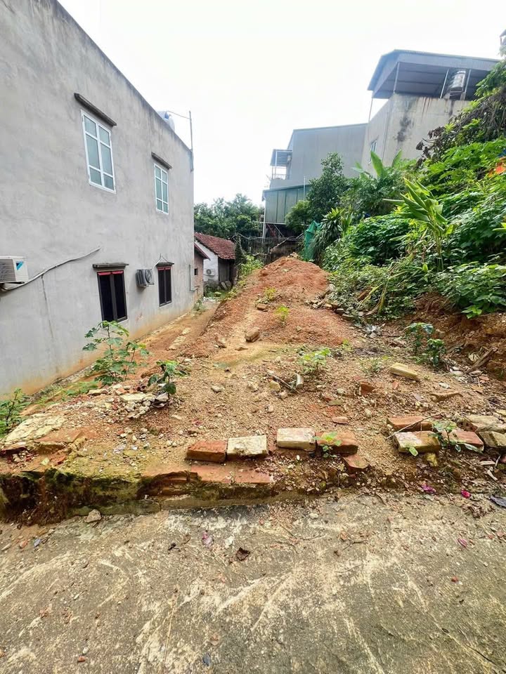 Nhà riêng tại phường Gia Cẩm, TP Việt Trì 95m² giá 2.35 tỷ - Ô tô vào tận nơi!