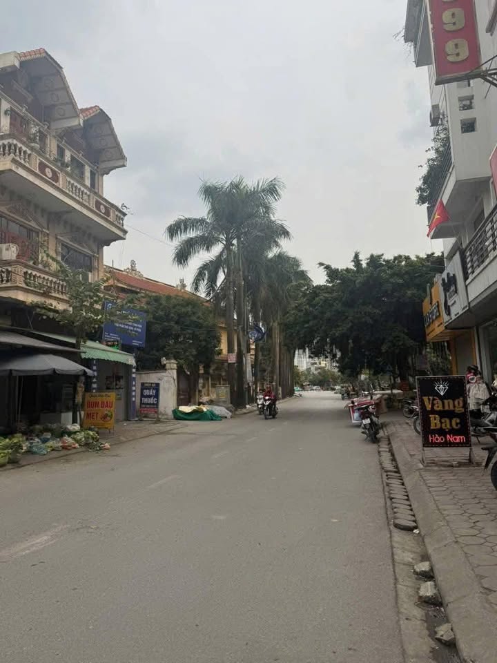 Đất nền Thị trấn Văn Điển 66m² giá 13.6 tỷ - Sổ đỏ chính chủ!