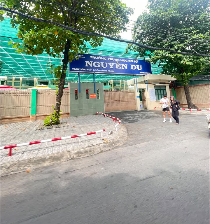 Nhà phố mặt tiền Nguyễn Du, Quận 1, 64m² giá 5.5 tỷ - Vào ở ngay!