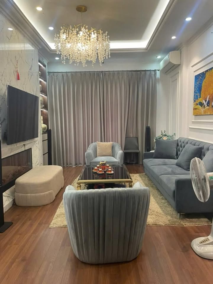 Nhà đẹp Bạch Mai, Quận Hai Bà Trưng 40m² giá 6.86 tỷ - Vị trí thuận lợi, không thể bỏ lỡ!