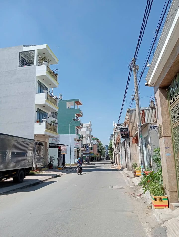 Đất nền phân lô Bình Thành, Bình Tân 70m² giá 4.6 tỷ - Sổ hồng riêng, xây mới tự do!