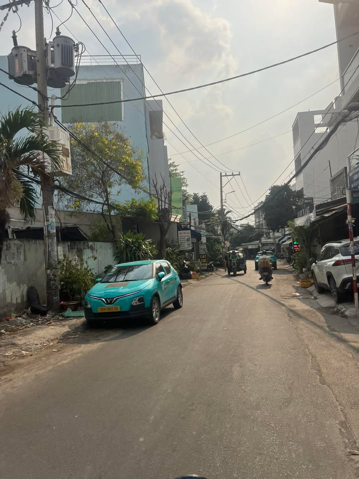 Nhà Hòa Bình - Tô Hiệu 56m² giá 6.15 tỷ - Chính chủ bán gấp!