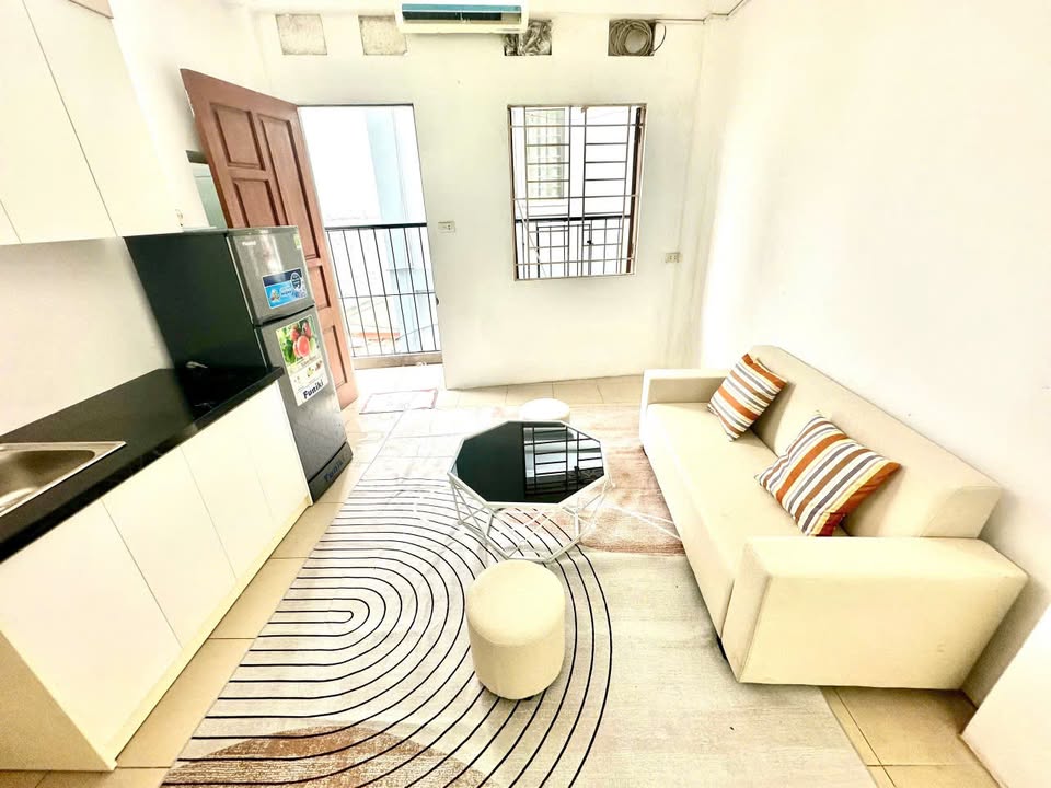 Phòng cho thuê tại ngõ 110 Trần Duy Hưng, 30m² chỉ từ 4.3 triệu - Rất phù hợp cho sinh viên!