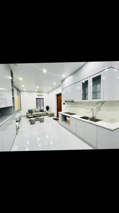 Căn hộ Duplex 2 tầng Lạc Trung 150m² giá 5 tỷ - Nội thất cao cấp, tiện ích đầy đủ!