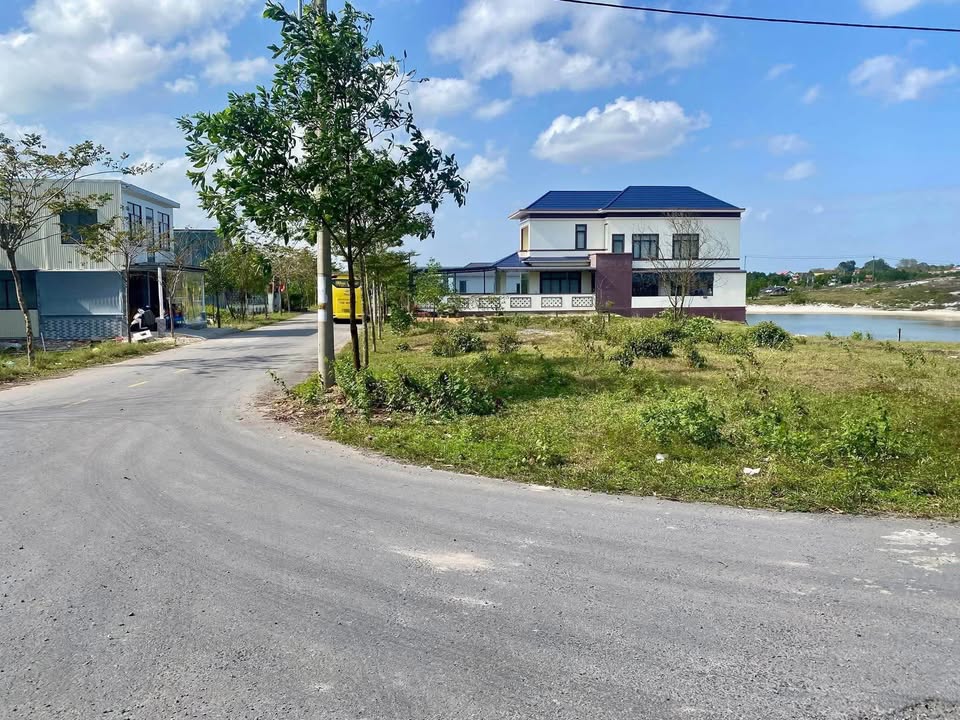 Đất nền Diên Sanh, Hải Lăng, Quảng Trị 270m² giá chỉ 2 tỷ - Cơ hội đầu tư tuyệt vời!