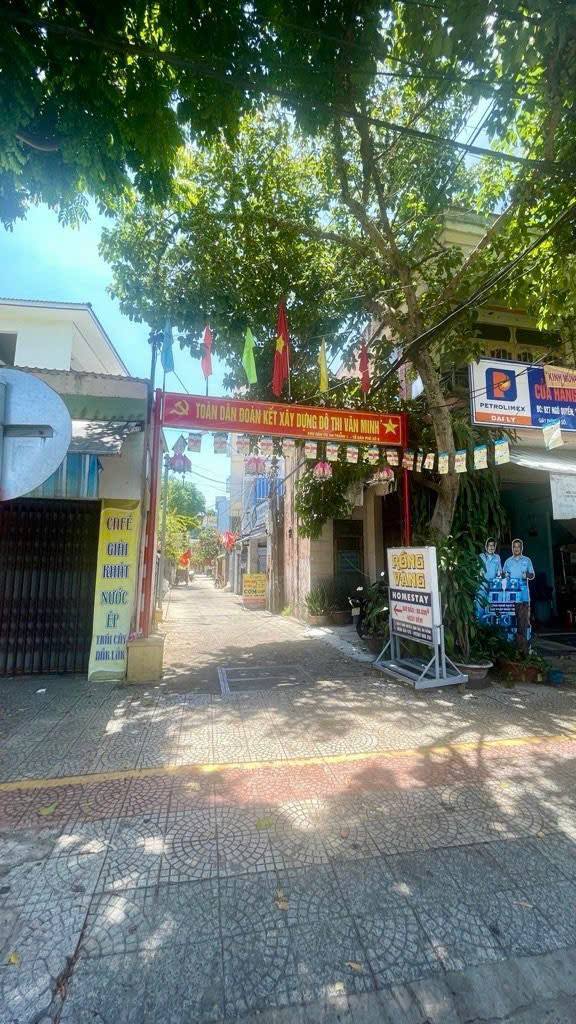 Nhà bán Kiệt Thẳng Sơn Trà Đà Nẵng 89m² giá 4 tỷ - Cơ hội hiếm có!