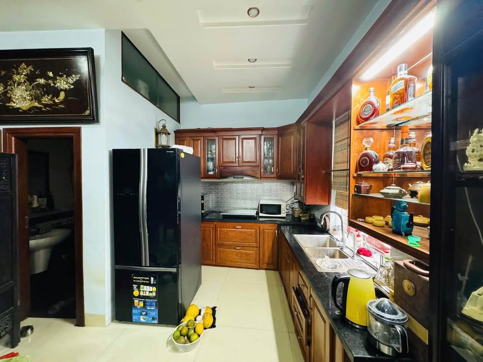 Bán nhà mặt phố Trần Hưng Đạo, 60m² giá 15.5 tỷ - Cơ hội sở hữu bất động sản hiếm!
