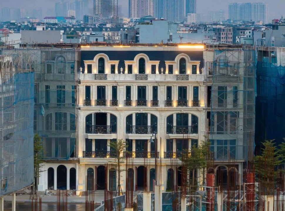 Townhouse Cầu Giấy 75m² giá 13.5 tỷ - Nhà phố hoàn thiện đẹp mắt