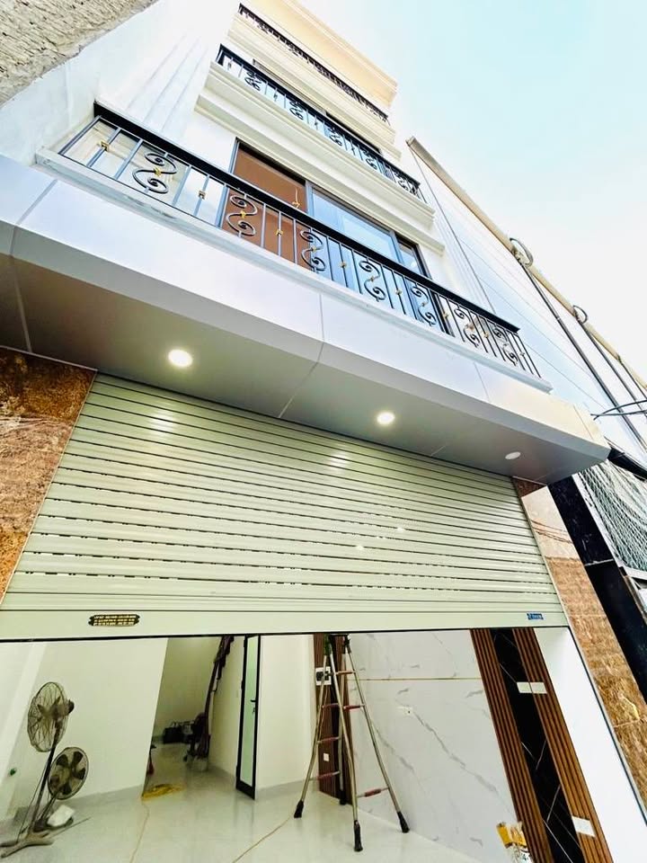 Nhà Nguyễn Khoái, Quận Hoàng Mai, 55m² giá 12 tỷ - Kinh doanh homestay lý tưởng!