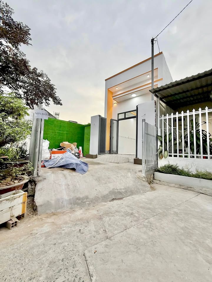 Nhà trệt đẹp hẻm 115 Đường CMT8, Bình Thủy, Cần Thơ - Giá chỉ 1.68 tỷ