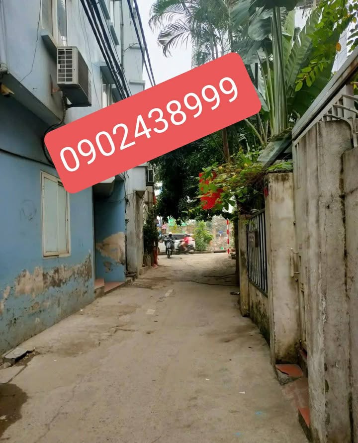 Nhà Định Công Hoàng Mai 30m² giá thỏa thuận - Sổ đỏ chính chủ!