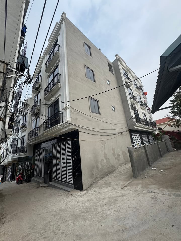 Nhà Yên Xá - Thanh Liệt 32m² giá 7 tỷ - Nhà mới, ngõ rộng tiện lợi!