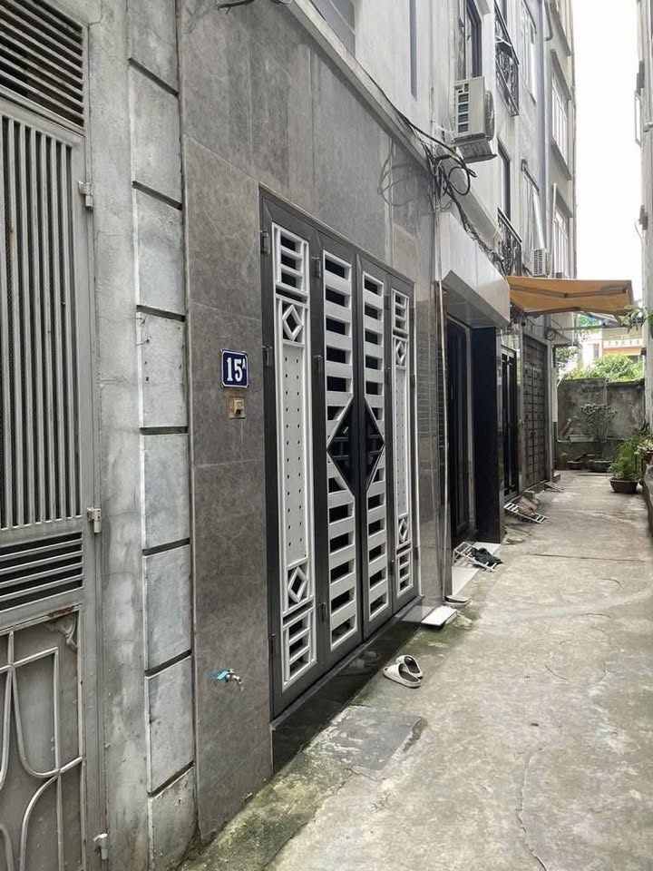 Nhà riêng Ô Cách Long Biên 28m² giá 6.1 tỷ - Đón Tết ngay tặng nội thất