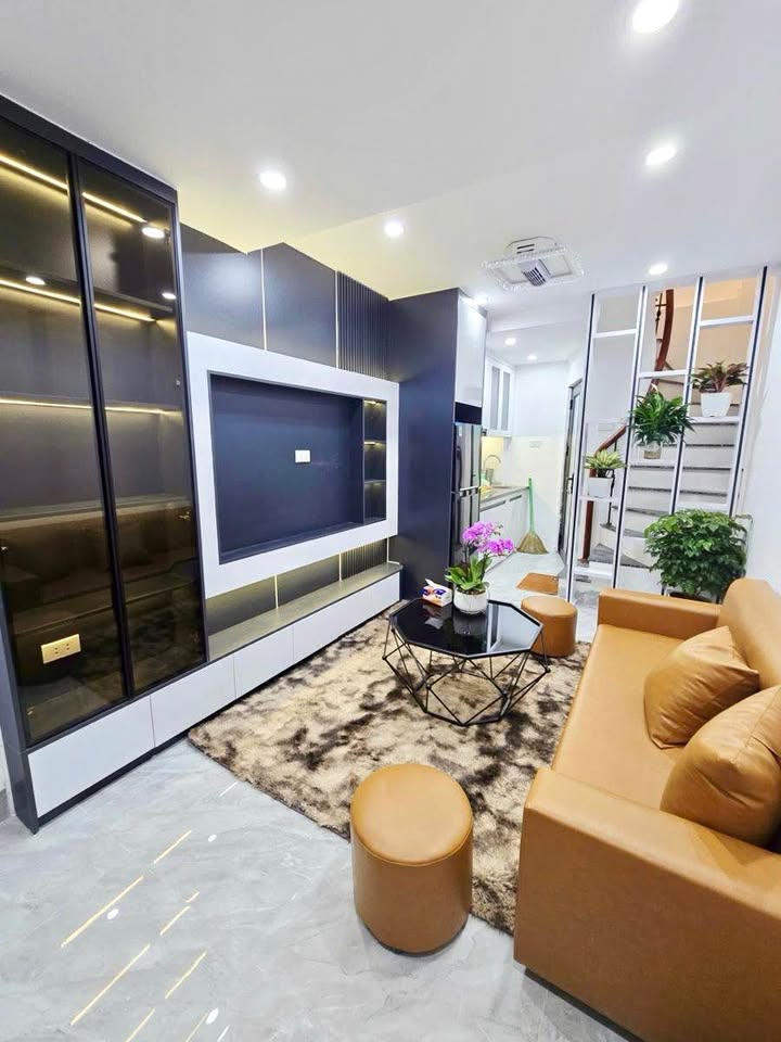 Nhà 5 tầng mới xây tại Bạch Mai, 25m² giá 5 tỷ - Đầu tư sinh lời không thể bỏ qua!