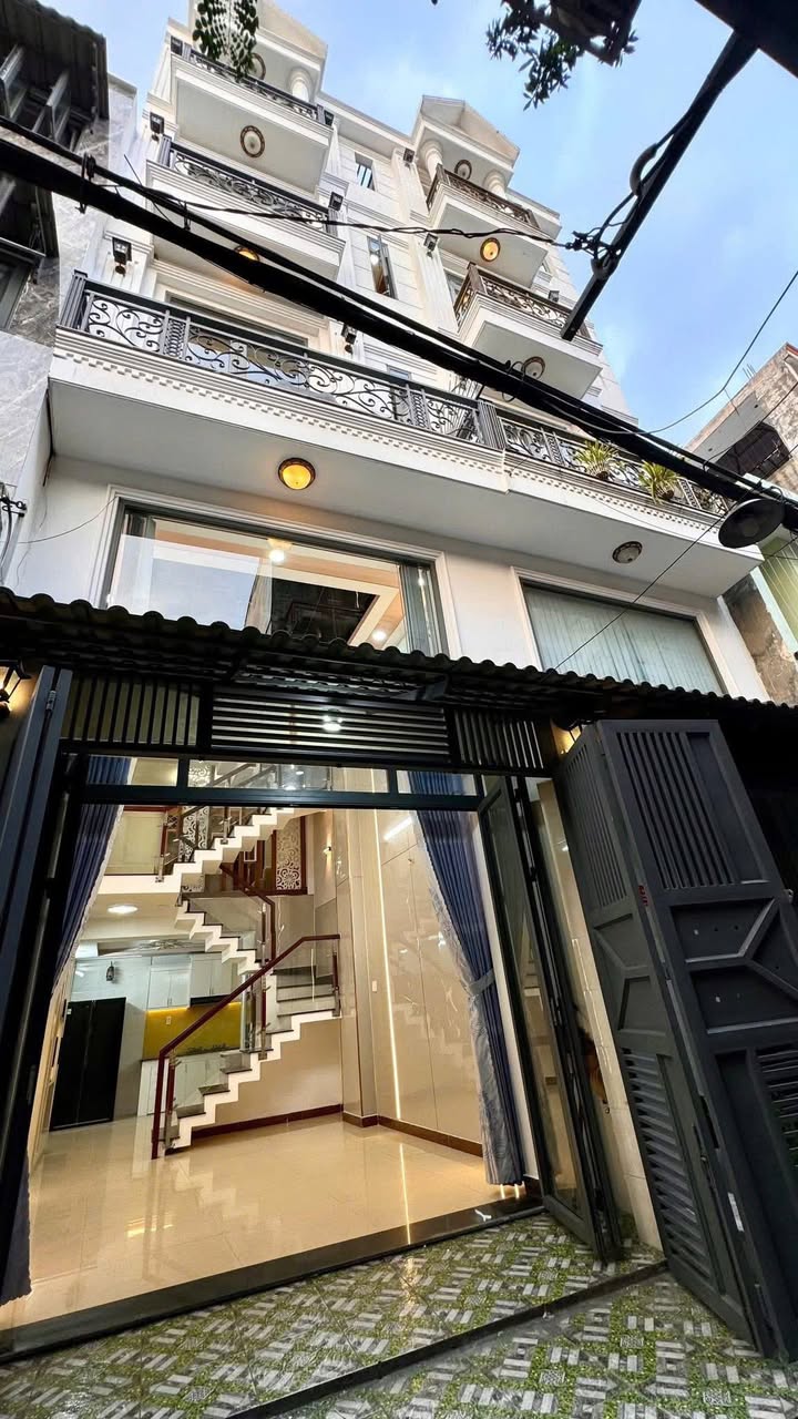 Nhà Gò Vấp 40m² giá 8.6 tỷ - Chính chủ bán gấp, sang tên trong ngày!