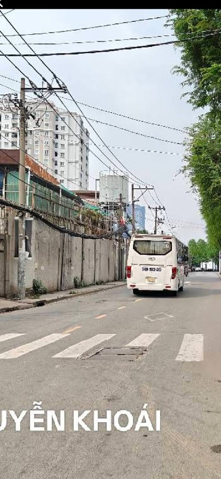 Nhà phố trung tâm Quận 4 - 65m² giá 6 tỷ - Vị trí vàng gần Galaxy 9